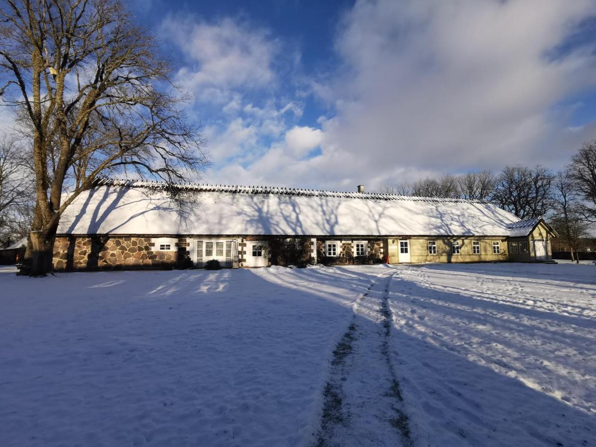 Vanatoa Taluhotell Koguva Esterno foto